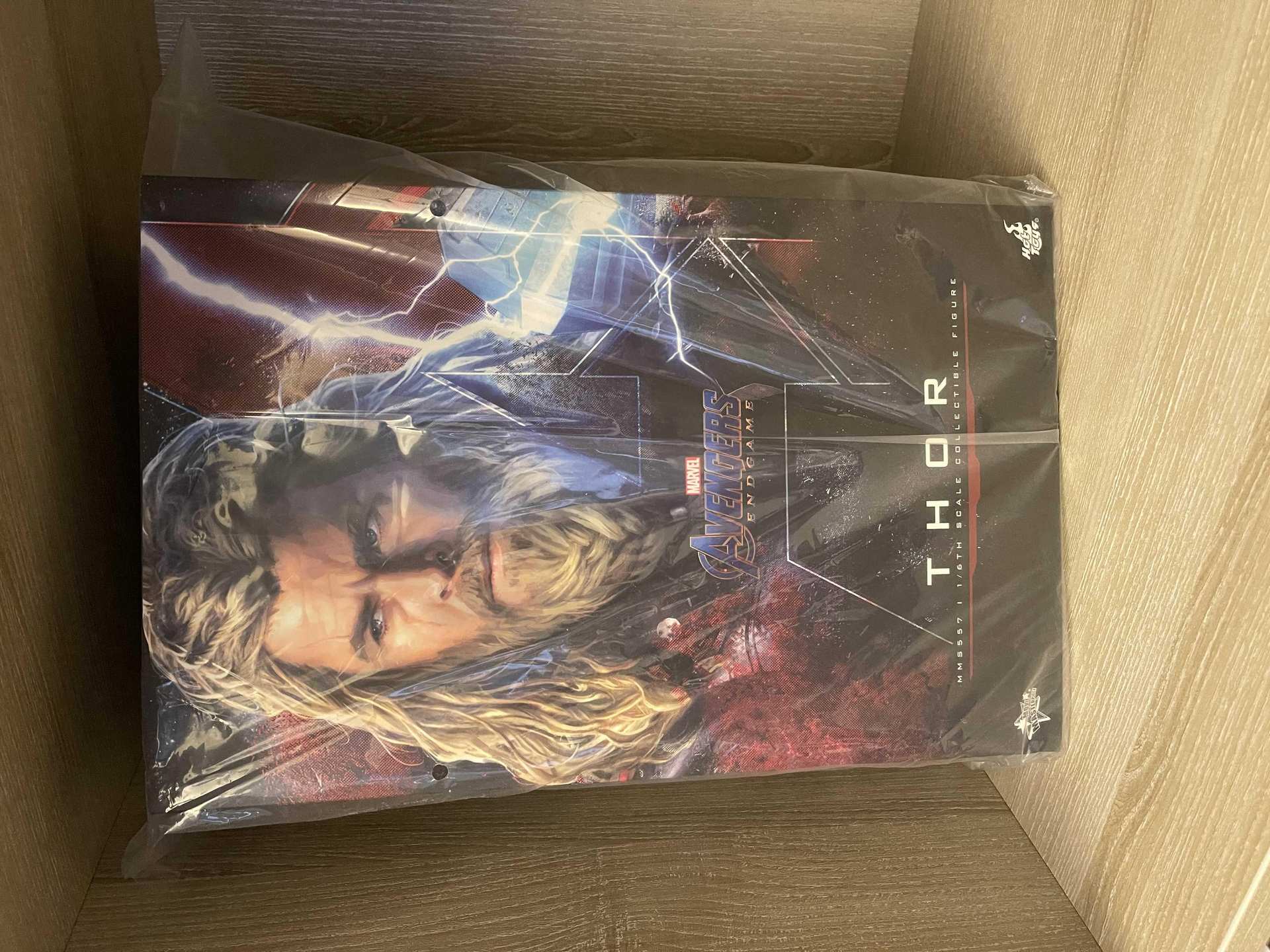 心得開箱文 HOT TOYS MMS557 復仇者聯盟 終局之戰 胖雷神 綜合公仔玩具討論區 精華區 巴哈姆特