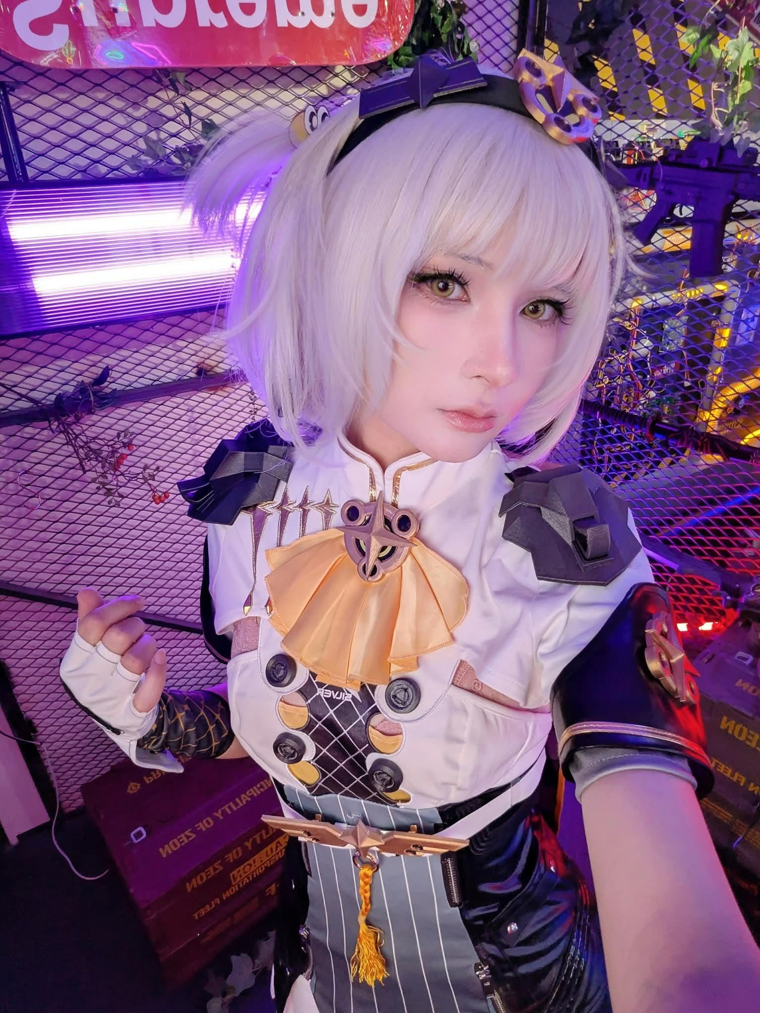 【絕區零 cosplay】白天安比 ver vs 晚安安比 ver 意外自拍同步！ - jamama947023的創作 - 巴哈姆特