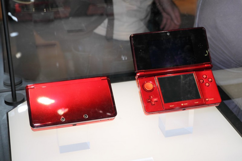 N3DS發售日確定～2011年2月26日 - japan1985的創作 - 巴哈姆特