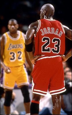 Penny Hardaway VS Michael Jordan Face-off G2 1995 Playoffs 