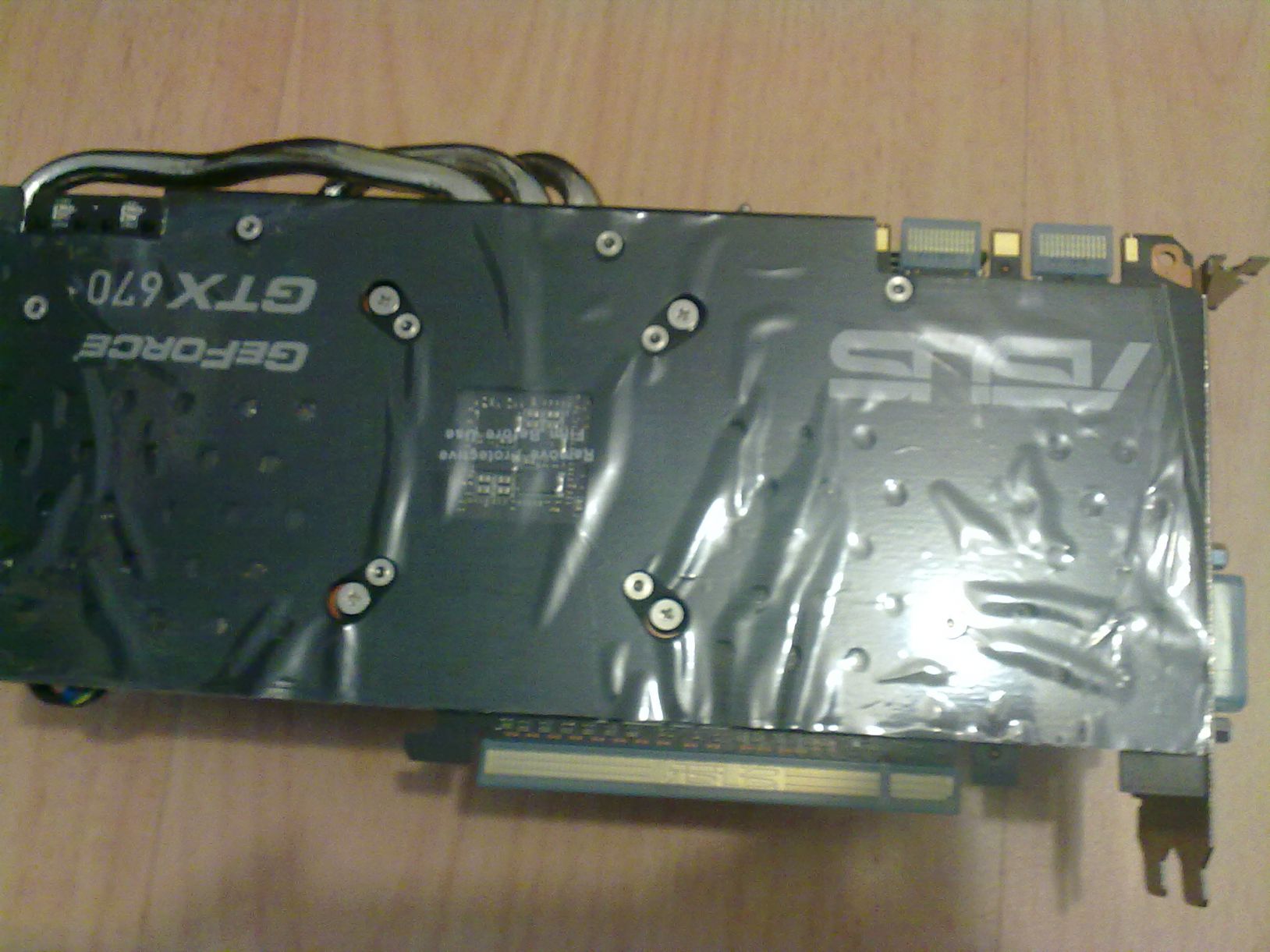 【情報】GTX 670 + ATI 7950簡單開箱 @電腦應用綜合討論 哈啦板 - 巴哈姆特