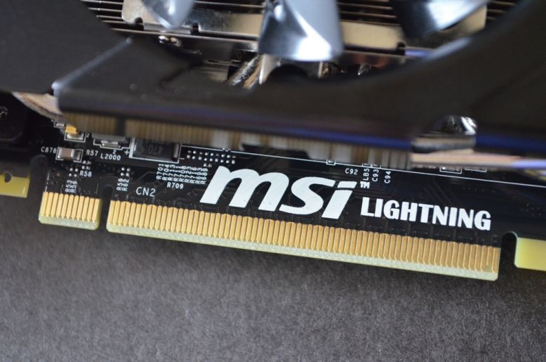 【心得】速公開箱文: MSI N680GTX Lightning(更新! @電腦應用綜合討論 哈啦板 - 巴哈姆特