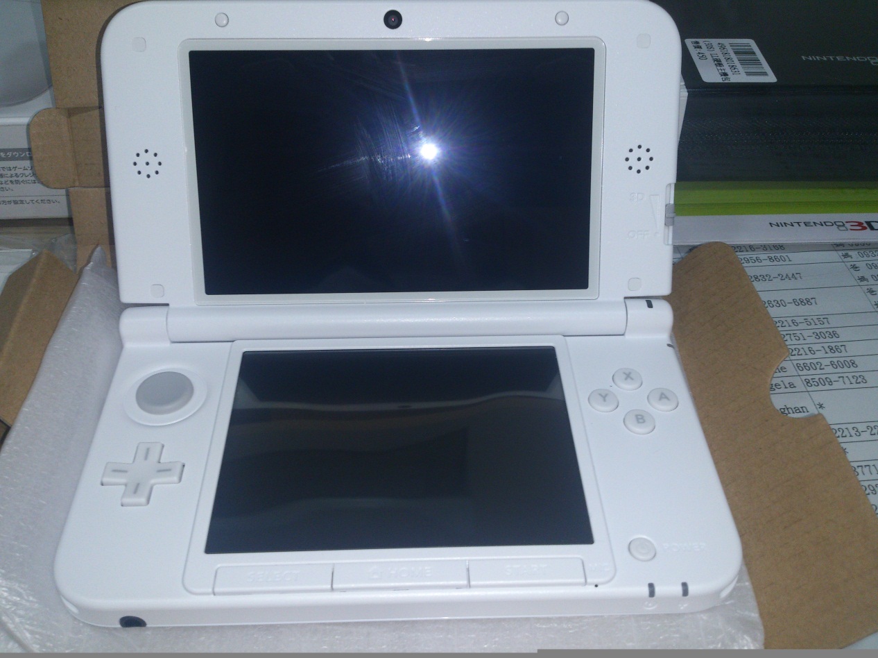 心得】White 3DS LL 小品開箱文~ @N3DS / Nintendo 3DS 哈啦板- 巴哈姆特