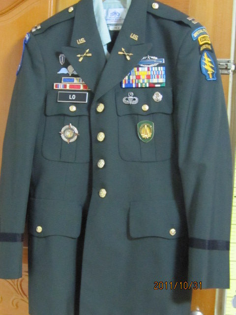 心得 敗了歸鄉主角的外套與其他的配件 沉默之丘哈啦板 巴哈姆特