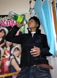 閒聊 推特上的 小林幹太事件 場外休憩區哈啦板 巴哈姆特