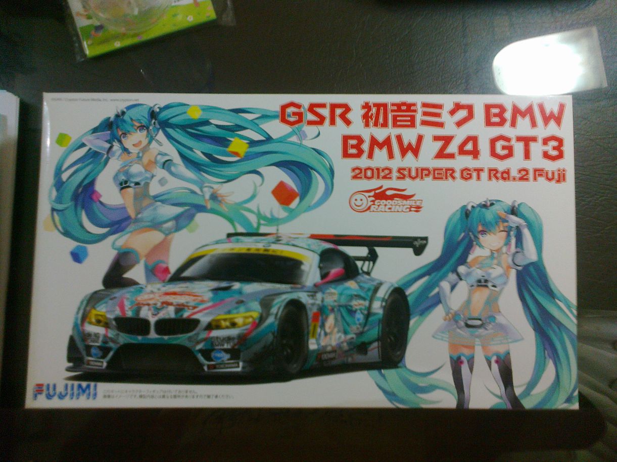 GSR 初音ミクBMW Z4 GT3 2012 Ver. 1/24模型- 巴哈姆特