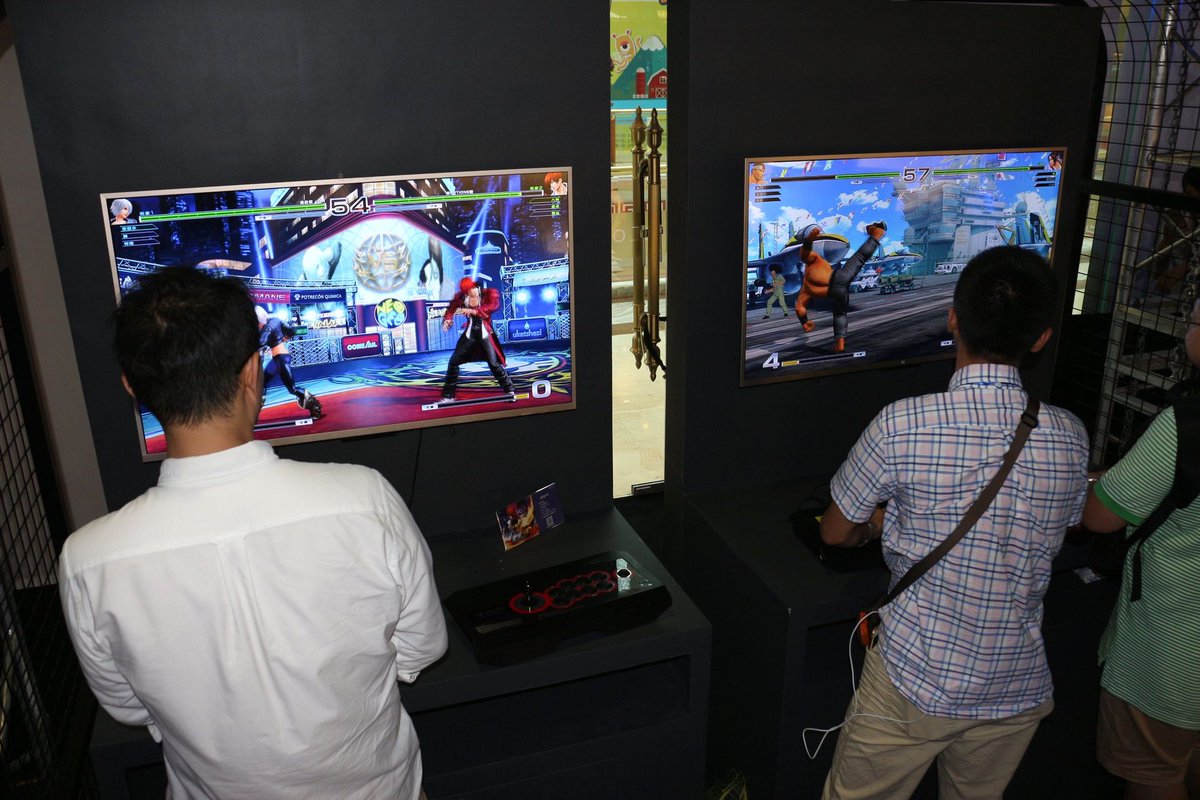 情報】KOF14 上海CHINAJOY 報導@拳皇／格鬥天王哈啦板- 巴哈姆特