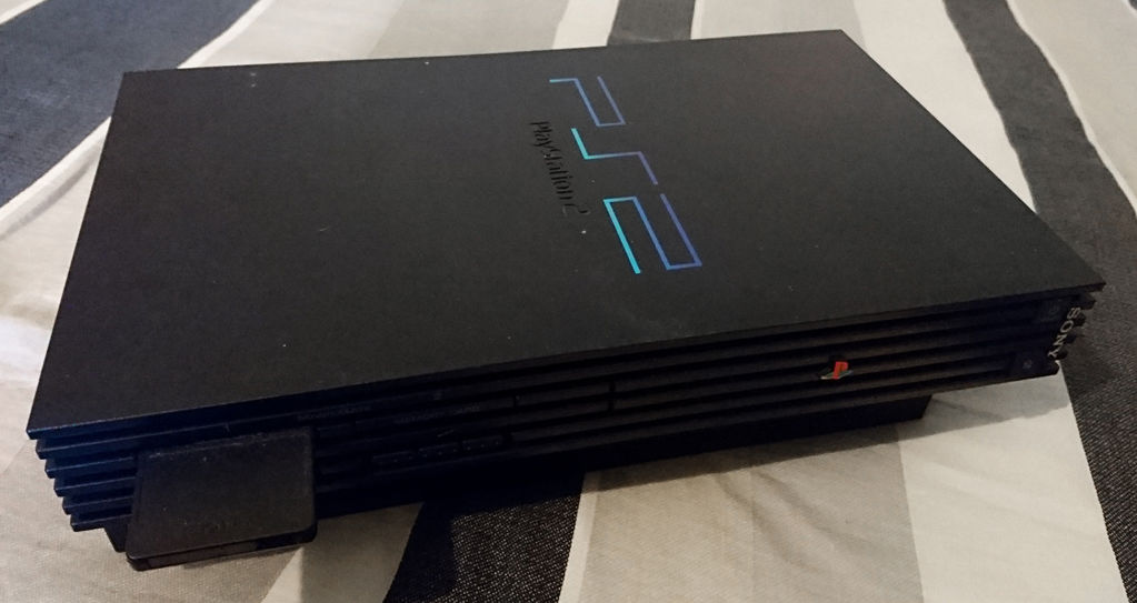 Re 閒聊 各位的ps2還活著嗎 型號是甚麼呢 Ps2 Playstation2 哈啦板 巴哈姆特
