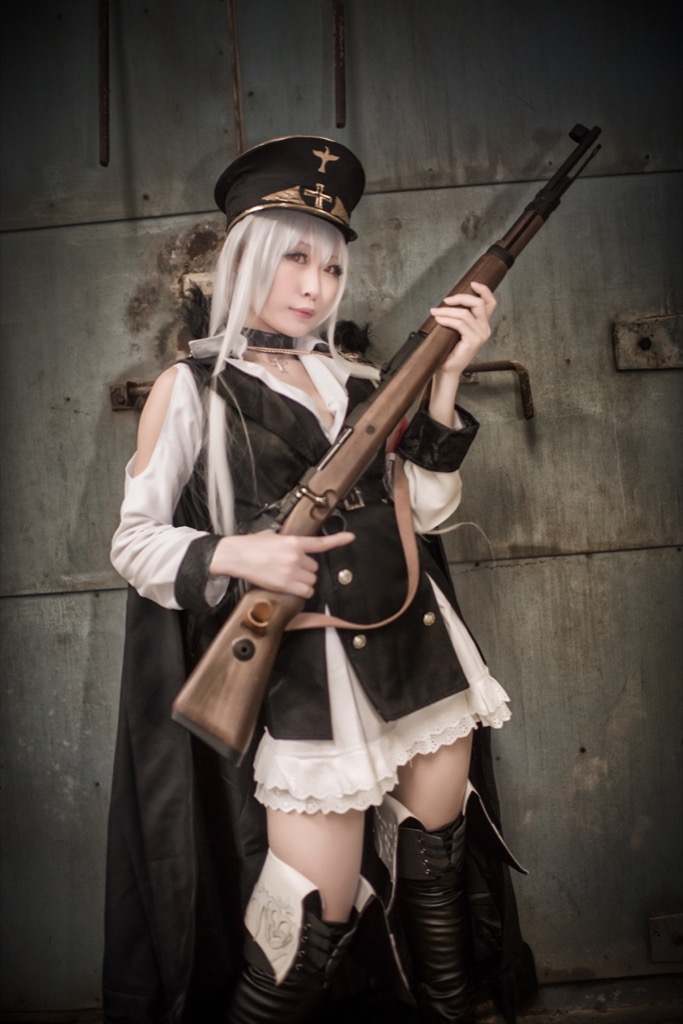 少女前線Cosplay票選活動]灀月x 德皇kar 98k - 巴哈姆特