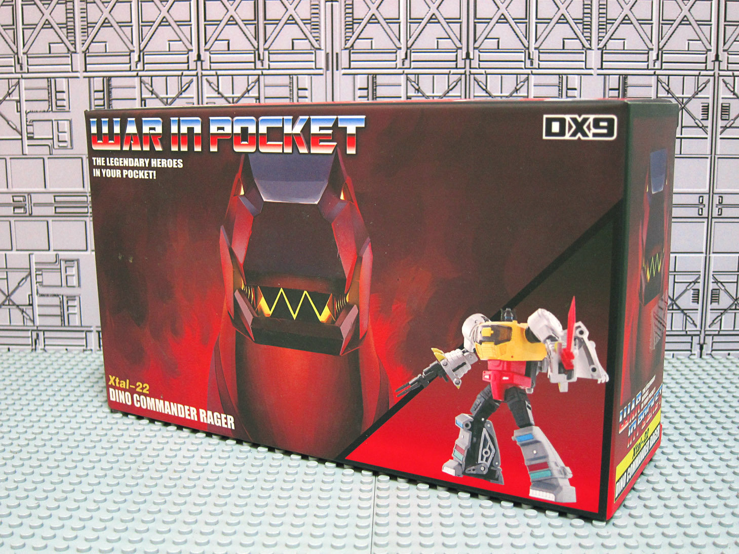 [達人專欄] 變形金剛 DX9 X22 Rager 鋼鎖不專業開箱文 - blueeyesatan的創作 - 巴哈姆特