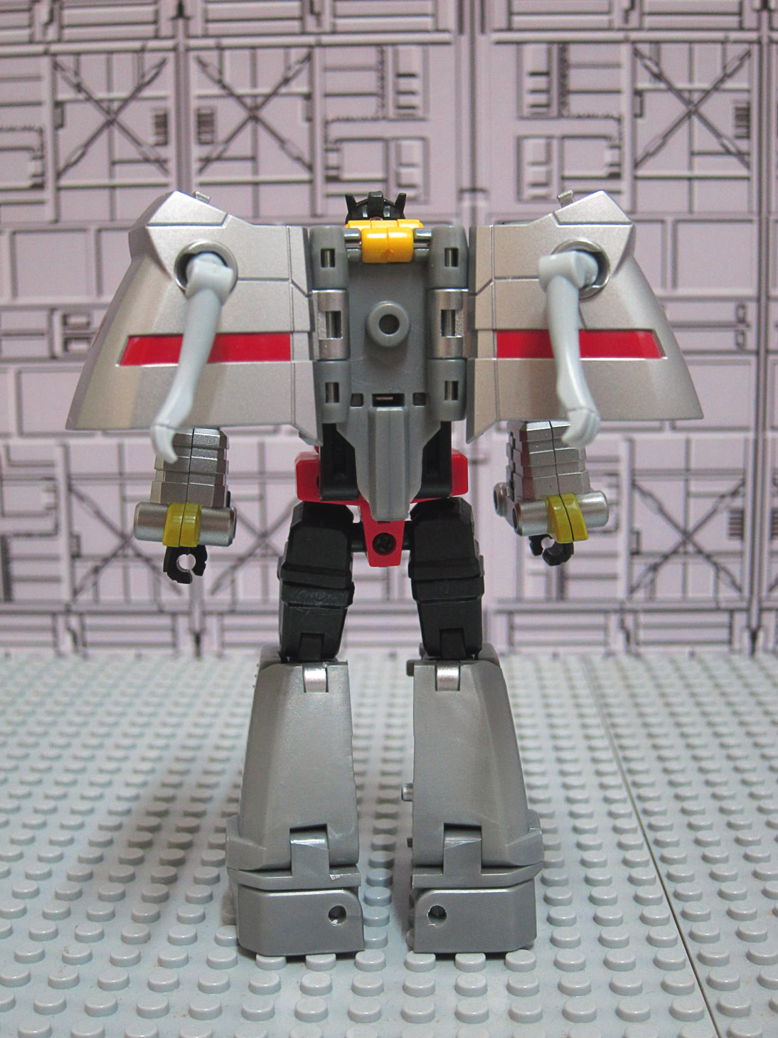 [達人專欄] 變形金剛 DX9 X22 Rager 鋼鎖不專業開箱文 - blueeyesatan的創作 - 巴哈姆特