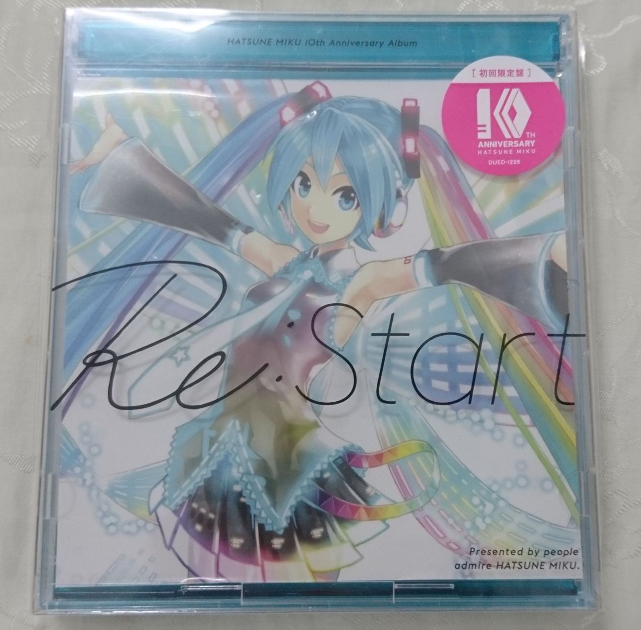 開箱文】初音ミク10週年紀念專輯「Re:Start」[初回生産限定盤] - 巴哈姆特