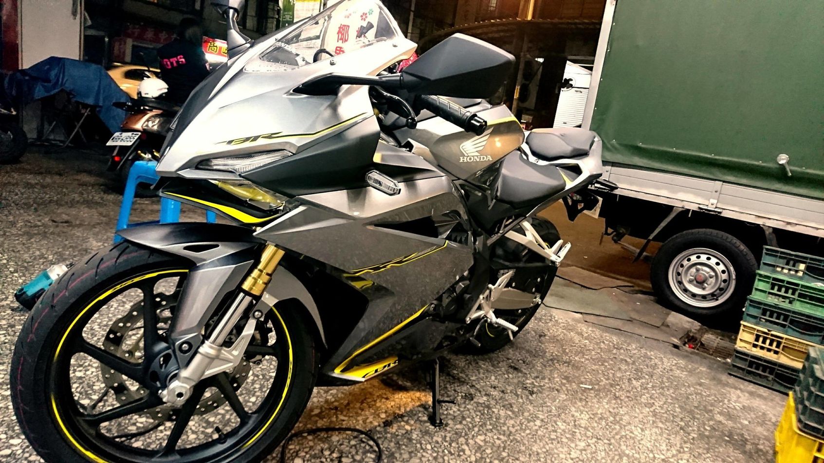 問題 掛上rr之名的小排量運動車款 Cbr250rr入庫 汽機車討論哈啦板 巴哈姆特