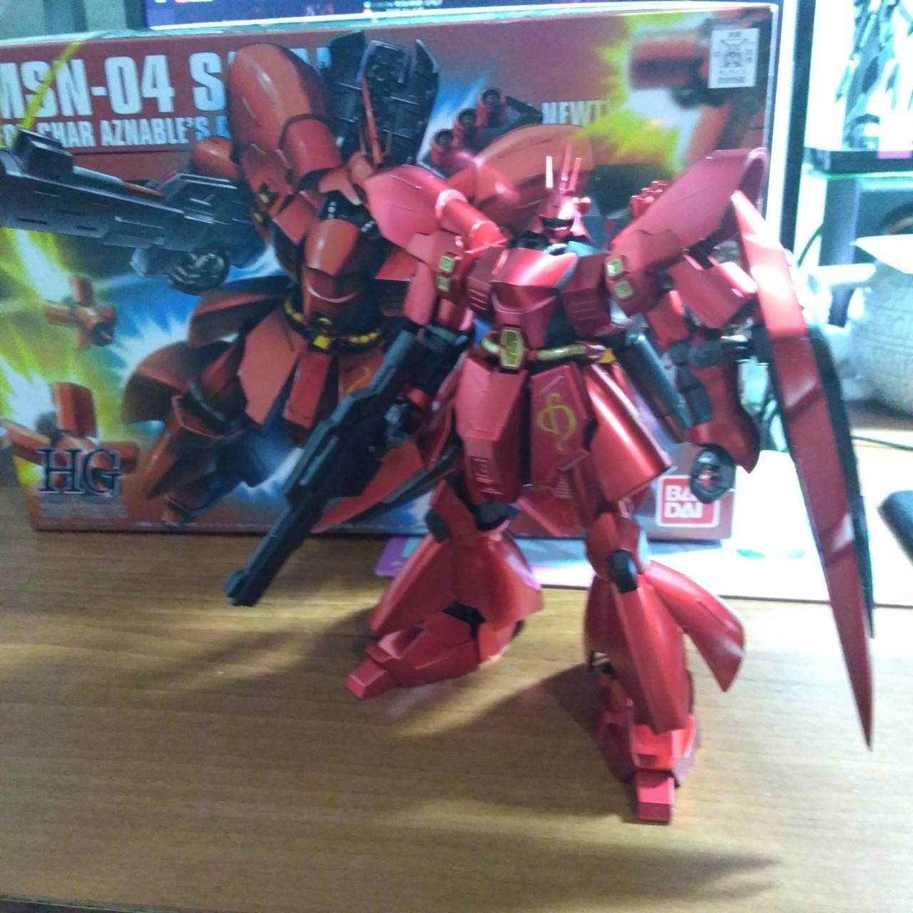 HG 沙薩比SAZABI-電鍍版- darknes1130的創作- 巴哈姆特