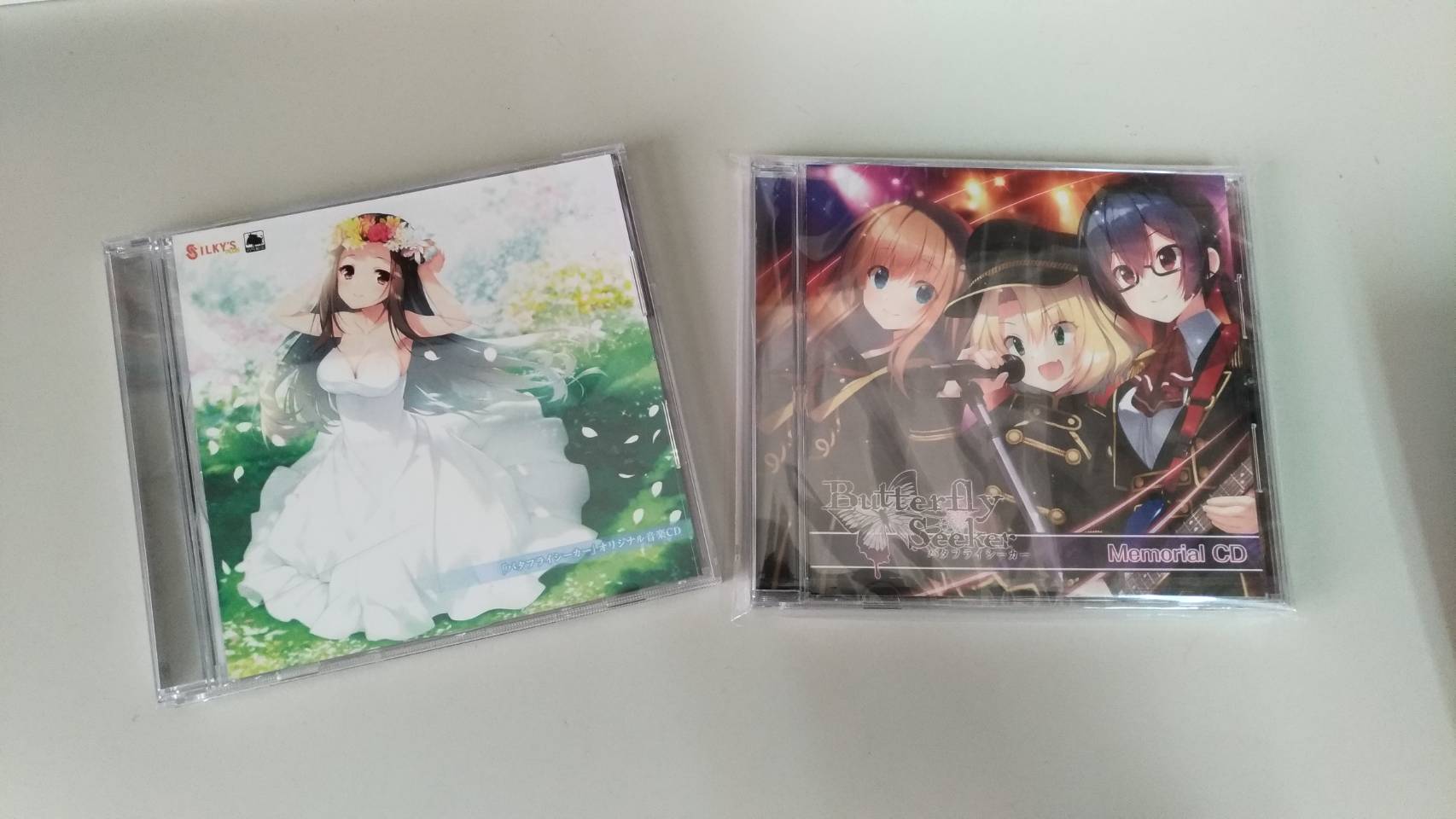 簡易開箱文】バタフライシーカーメモリアルCD - Vongolaleo的創作- 巴 