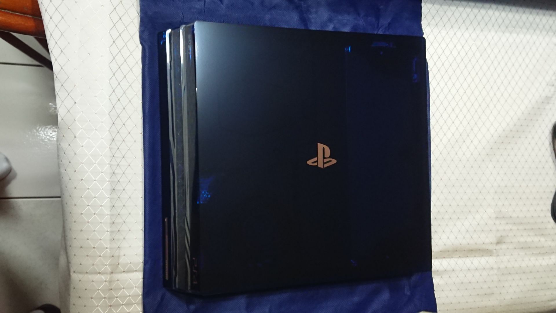 閒聊】PS4 Pro 5億台紀念限定版「購入權」&「主機編號」分享串@PS4