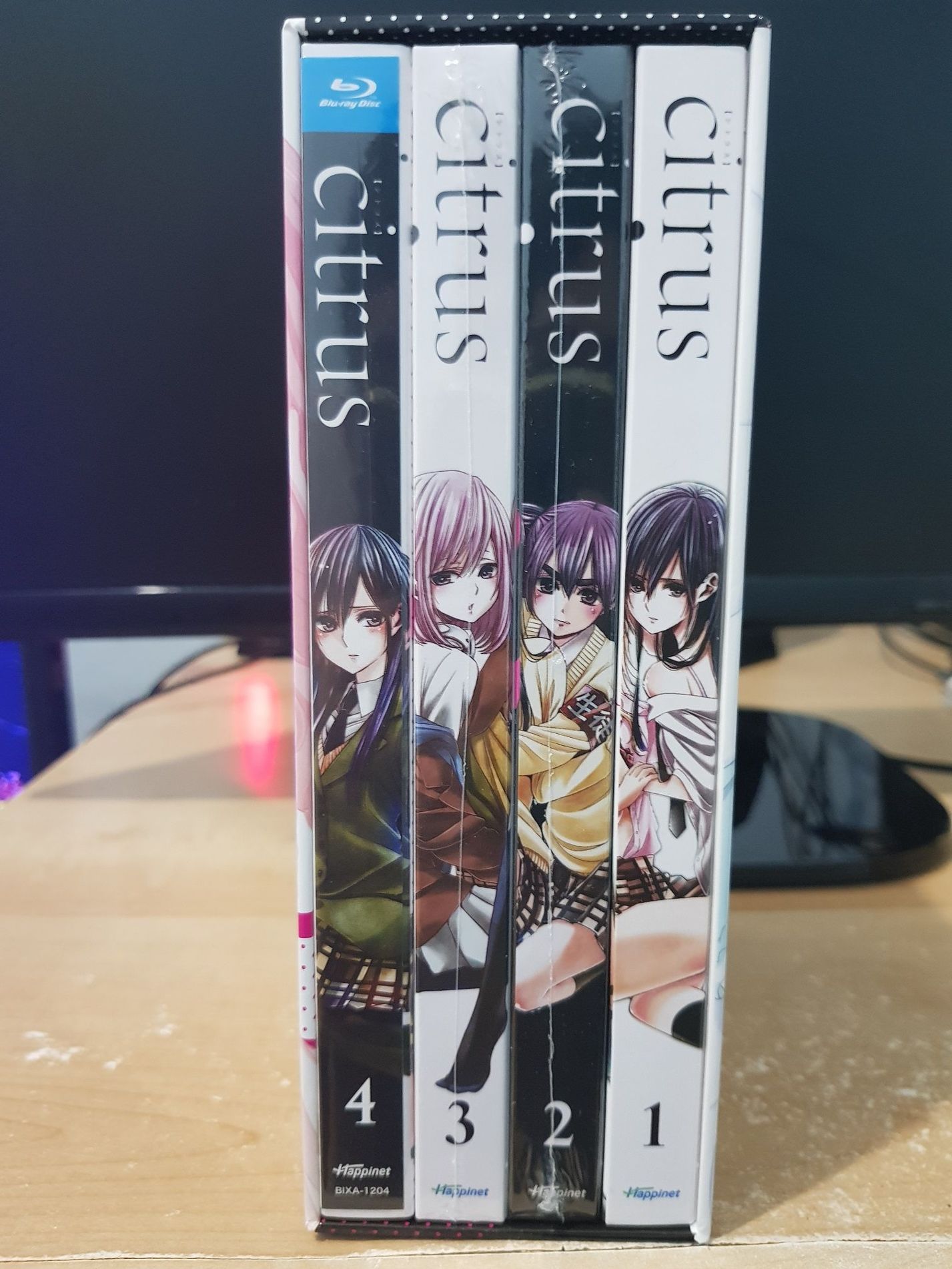 心得 1 4卷虎之穴限定版特典簡單拍 三郎太作品集 Citrus Plus 柑橘味香氣 哈啦板 巴哈姆特