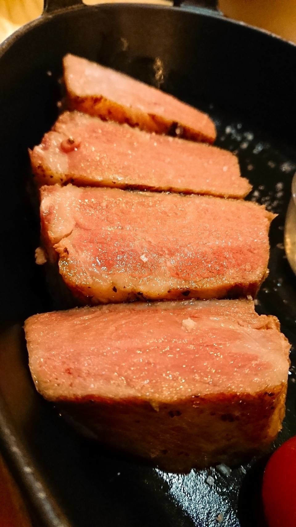 【花蓮美食】肉肉餐桌｜想要大口吃肉來這家就對了，舒適環境中享受高品質肉肉