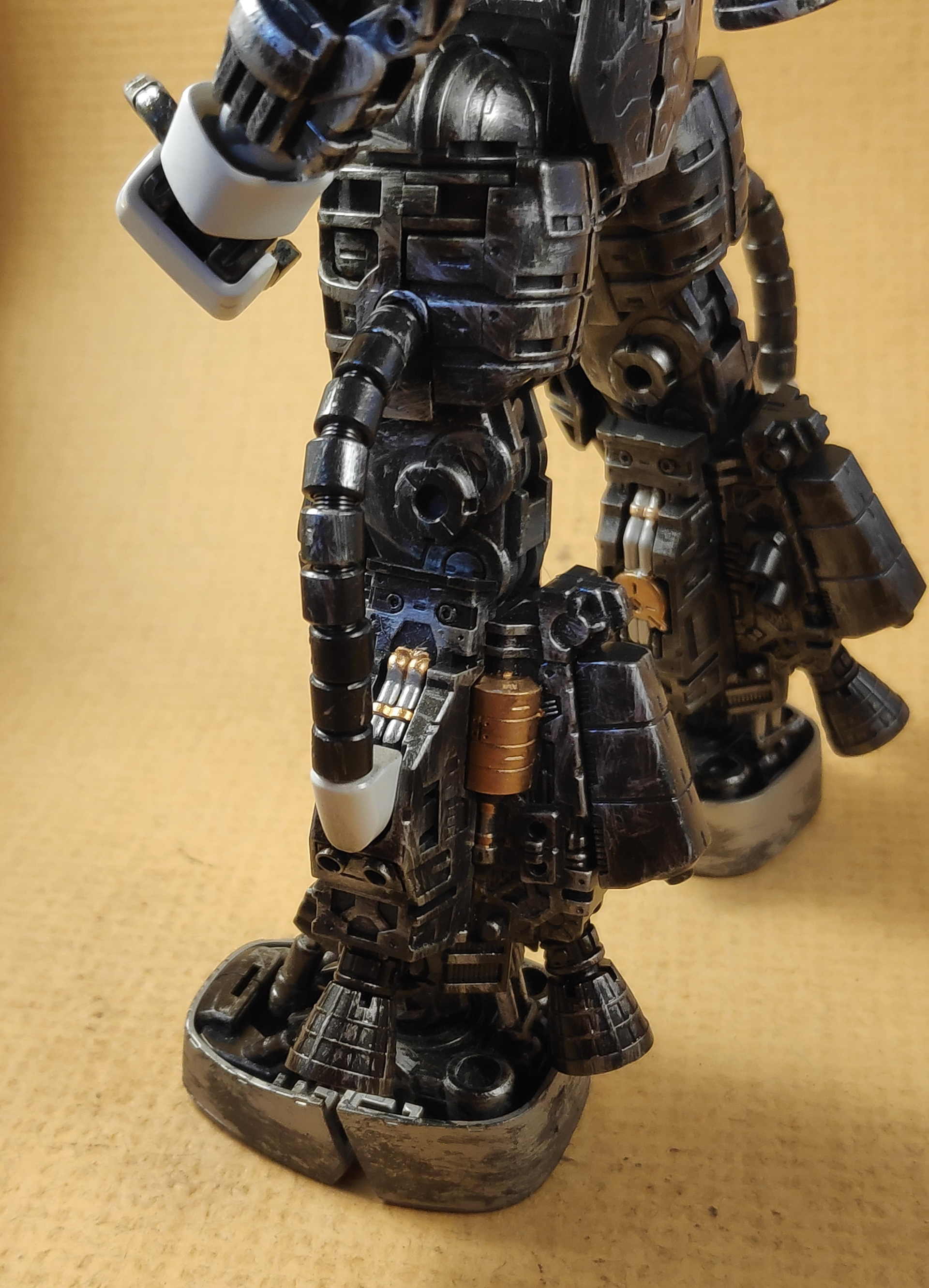 作品分享】MG MS-06R-1A ZAKUII 白狼-松永真@模型技術與資訊哈啦板- 巴