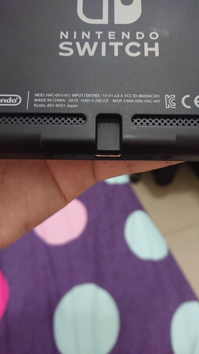 問題 新買的主機開箱就刮傷了 Ns Nintendo Switch 哈啦板 巴哈姆特