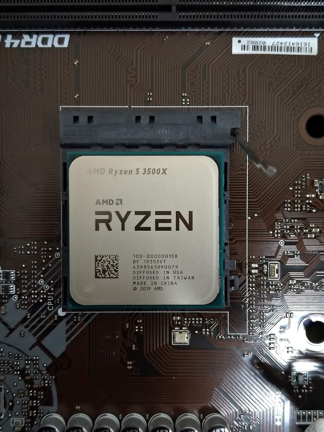 Amd ryzen 5 3500x 6 core