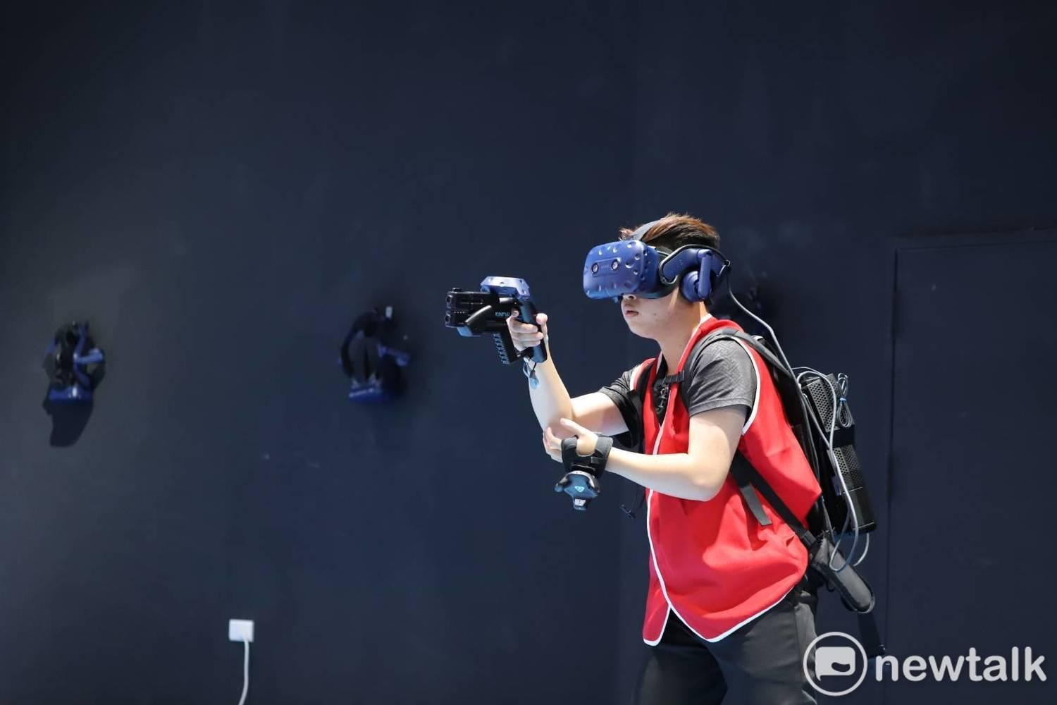 【閒聊】VR槍神對決！《Zero Aim》 @VR 虛擬實境綜合討論 哈啦板 - 巴哈姆特
