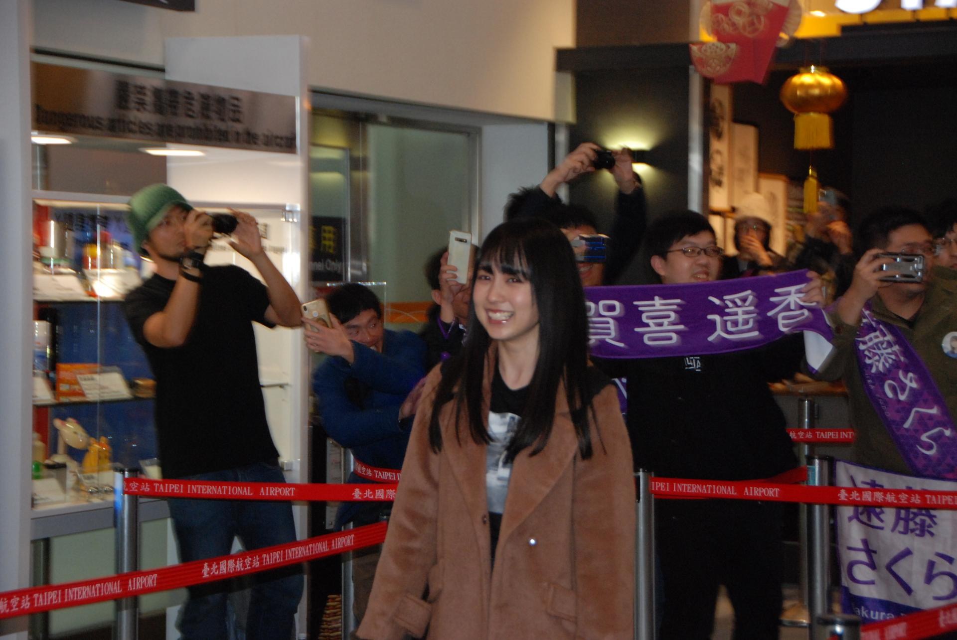 閒聊 年1月日乃木坂46かっきー あやめんとさくちゃん松山機場送機 Akb48 系列哈啦板 巴哈姆特