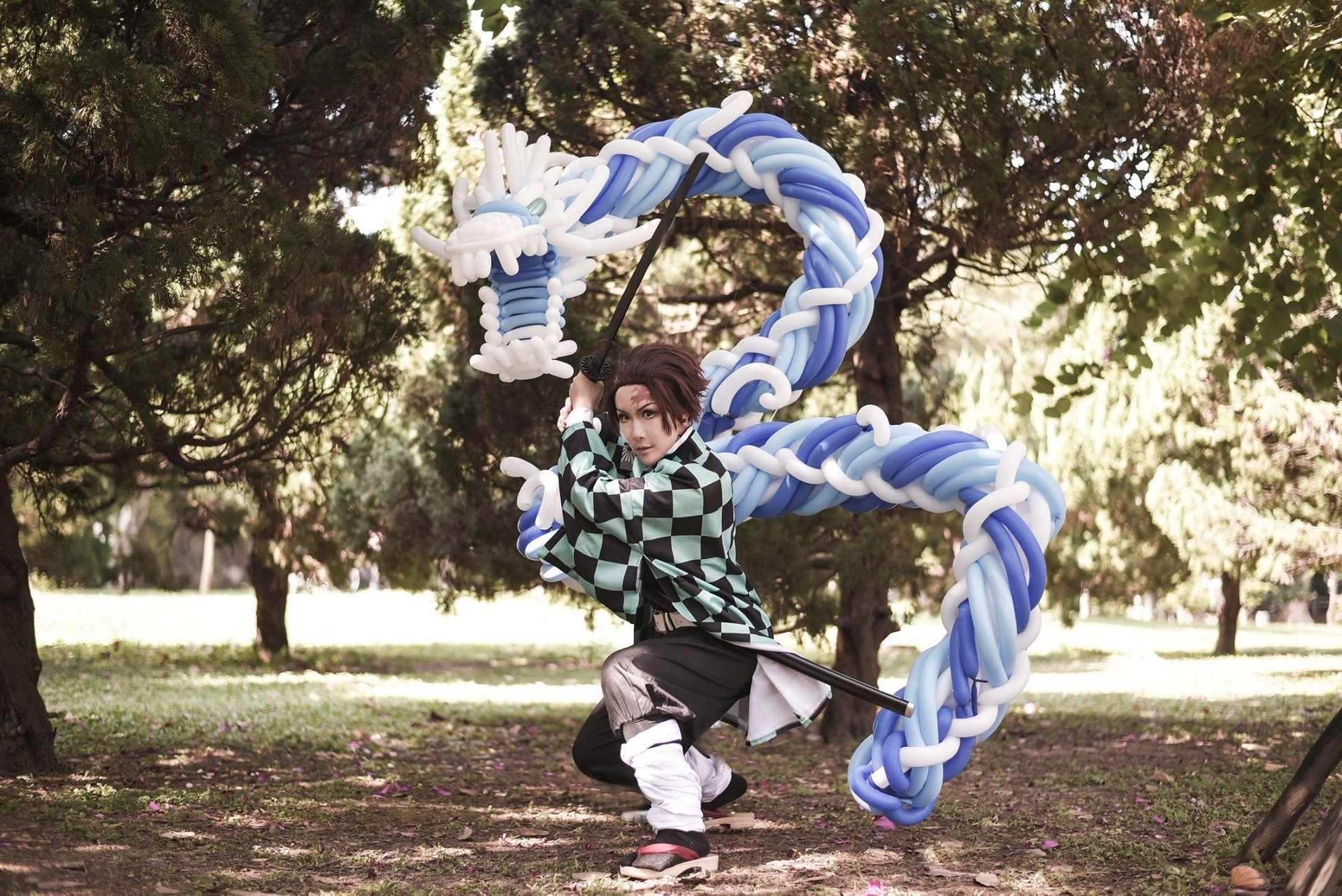 閒聊 水之呼吸拾之型生生流轉 氣球cosplay 鬼滅之刃哈啦板 巴哈姆特