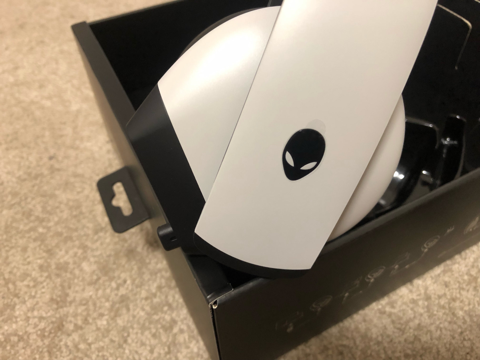 【心得】Alienware AW510H 耳機簡易開箱分享 @電腦應用綜合討論 哈啦板 - 巴哈姆特