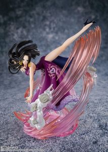 新品未開封 久月×MegaHouse ONE PIECE 小紫 久月×MegaHouse 日本人形 ONE PIECE「小紫」 | 尾山人形 | 【公式