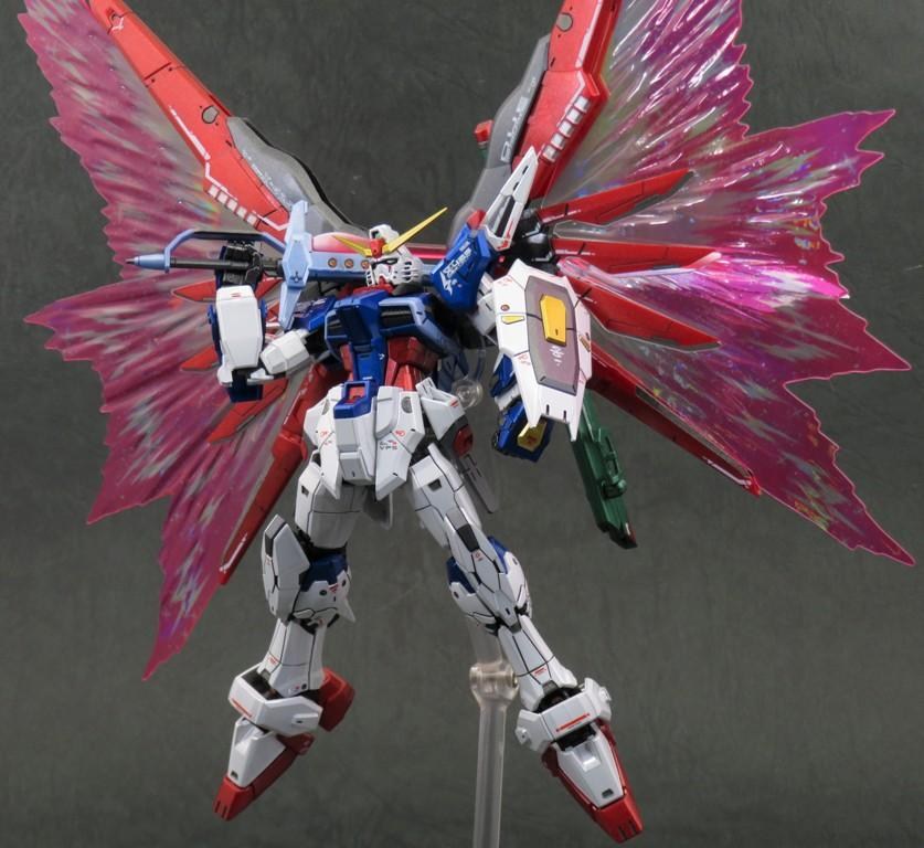 RG DESTINY GUNDAM TITANIUM FINISH 光の翼付き RG デスティニー