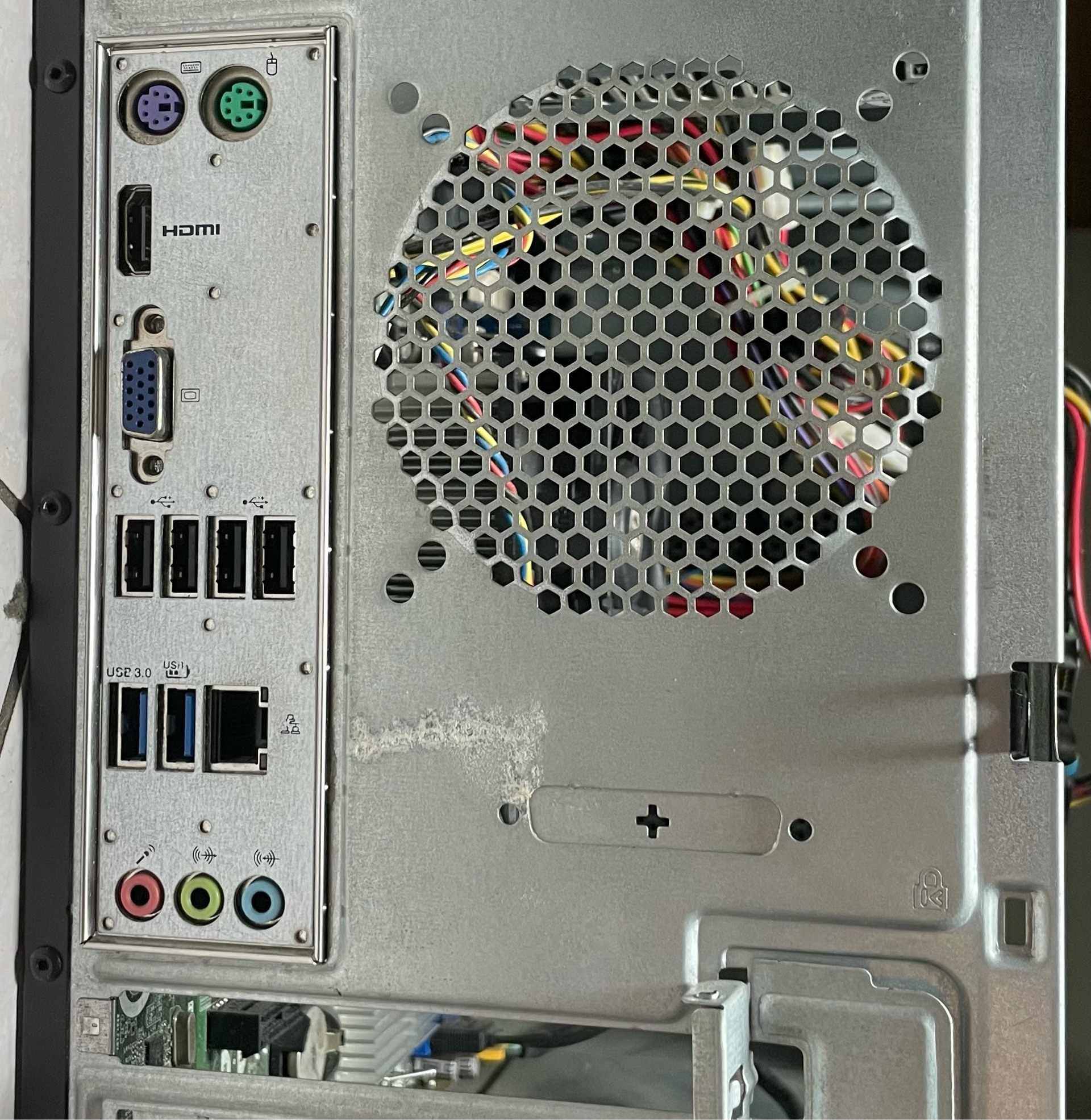 【問題】電腦新手請教拆主機板及安裝背板問題(已解決) @電腦應用綜合討論 哈啦板 - 巴哈姆特