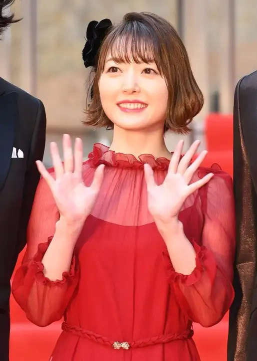 心得 我有預感花澤香菜未來一定會乳滑 被小粉紅燒 場外休憩區哈啦板 巴哈姆特