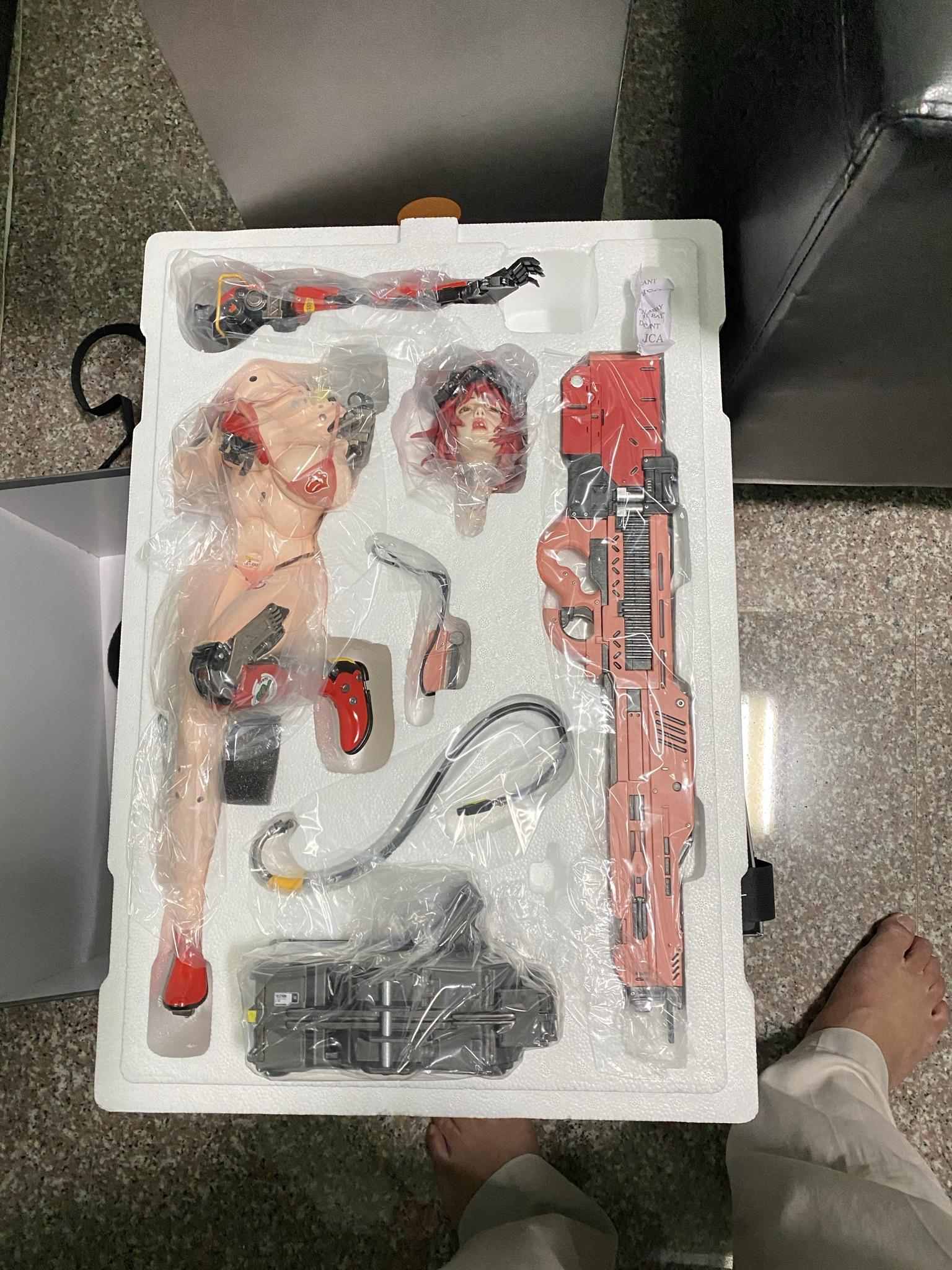 心得】Queen Studios 1/3 TGIF No.1 @綜合公仔玩具討論區哈啦板- 巴哈姆特