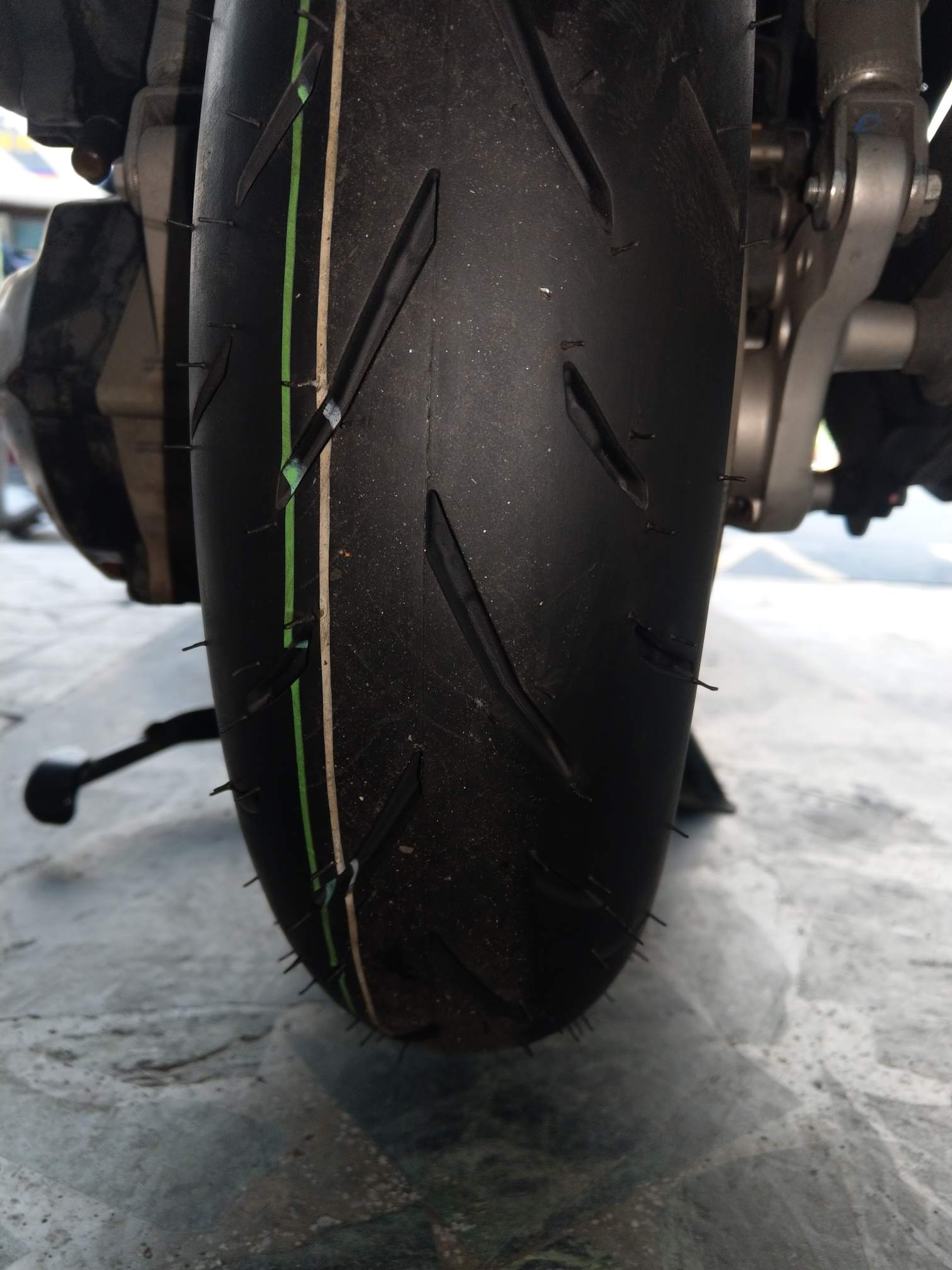 心得】初次輪胎更換心得分享@汽機車討論哈啦板- 巴哈姆特