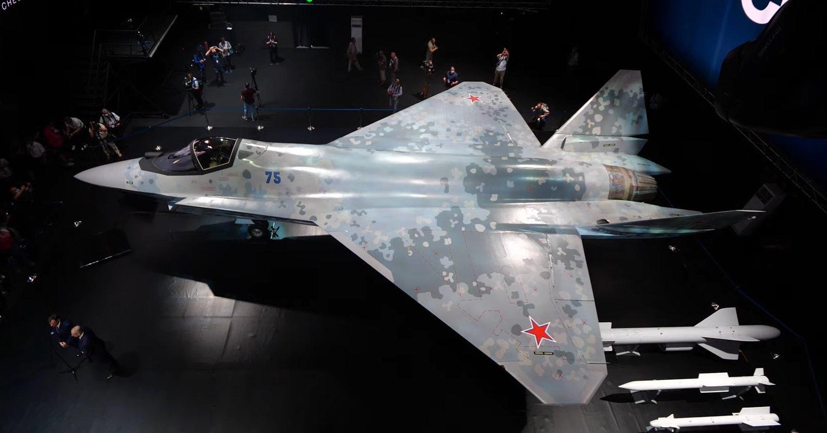 【新聞】Su-75 代號「Checkmate」，俄羅斯新戰機外型在莫斯科航空展前曝光 @空戰奇兵 系列 哈啦板 - 巴哈姆特