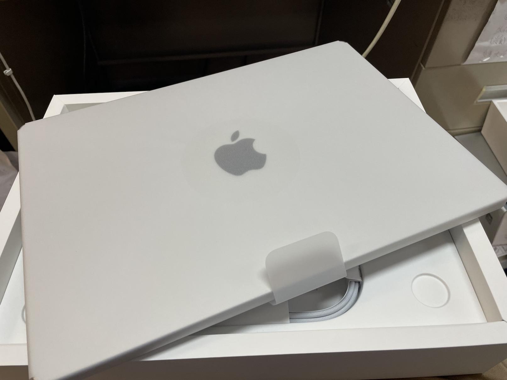 閒聊】Apple MacBook Pro 14