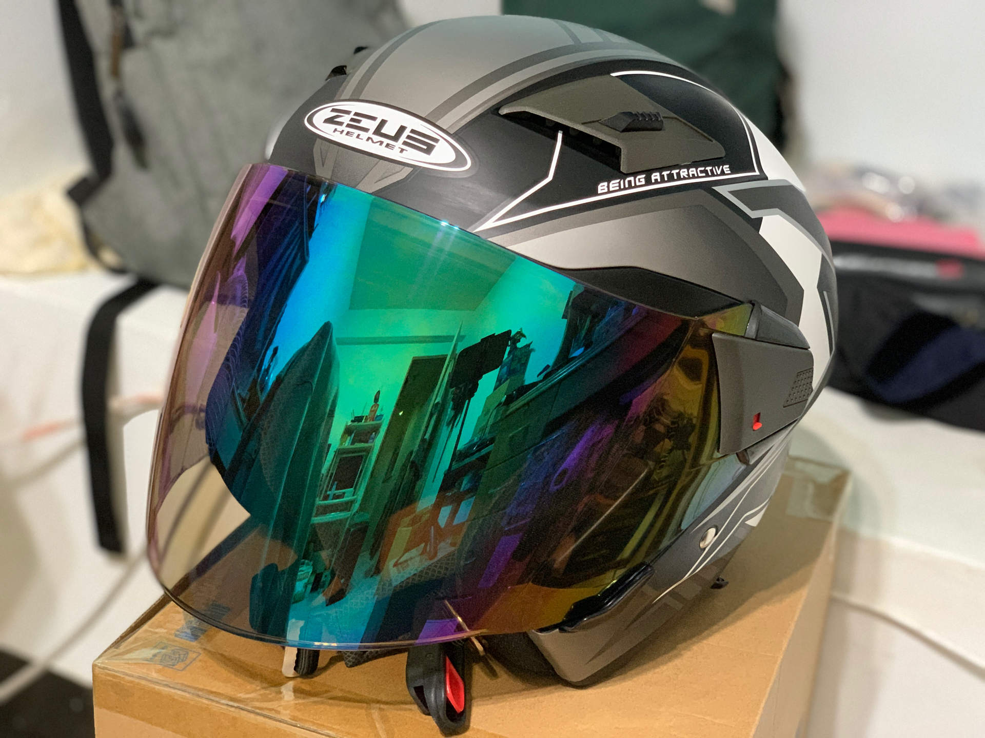 問題】想找3/4安全帽預算3K @汽機車討論哈啦板- 巴哈姆特