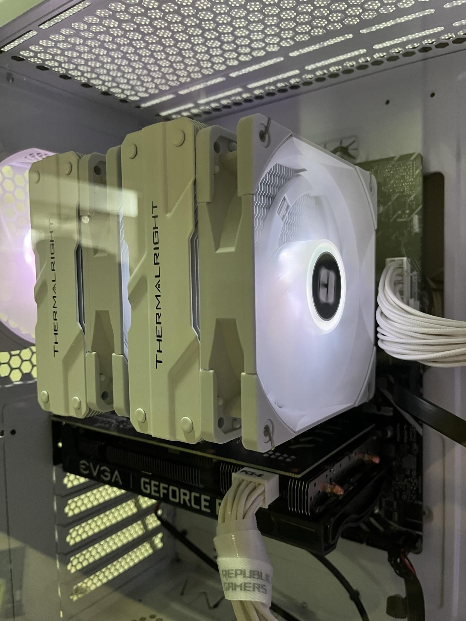 問題】利民PA120塔扇很吵(已解決) @電腦應用綜合討論哈啦板- 巴哈姆特