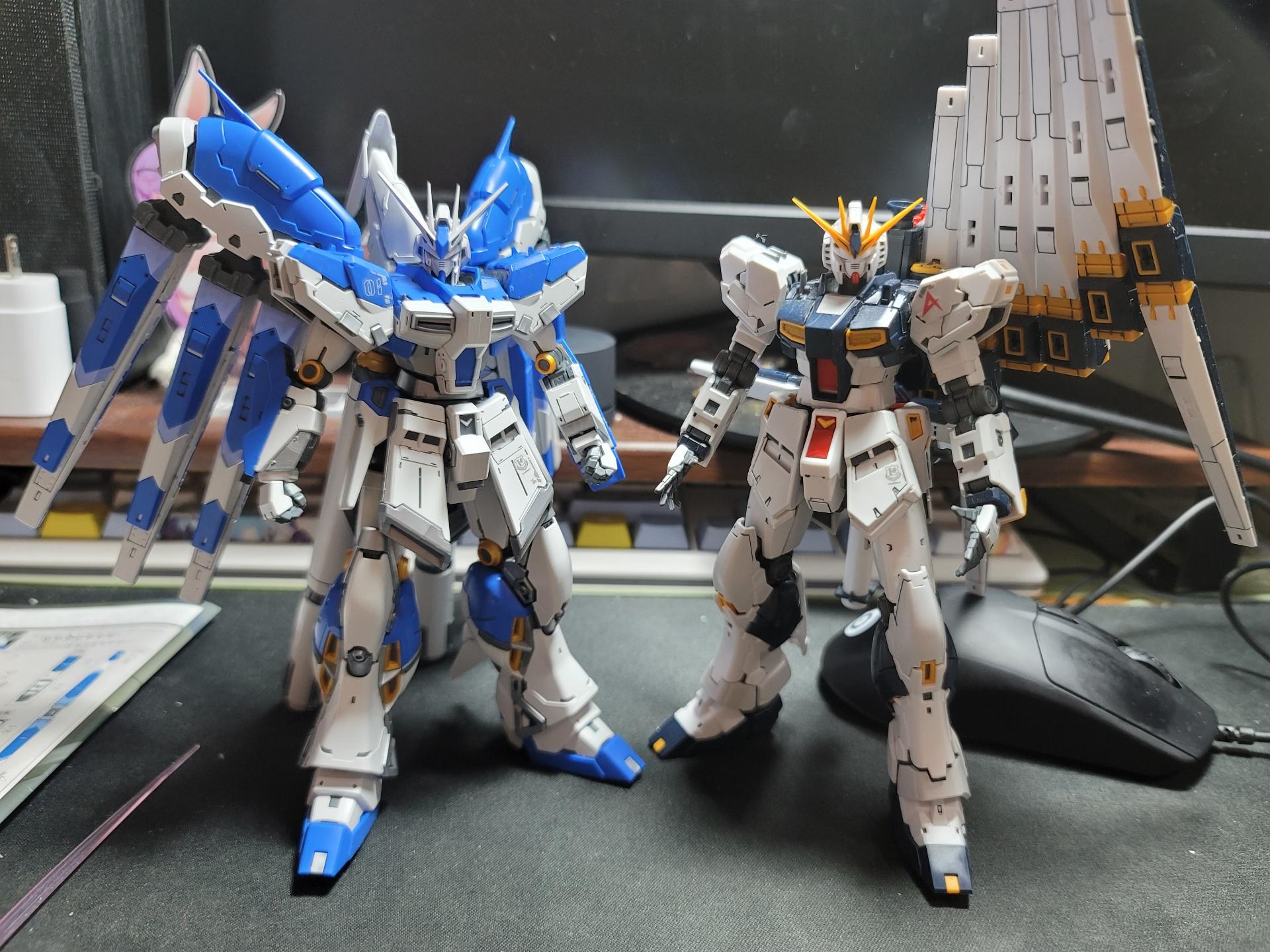 [達人專欄] BANDAI 萬代 RG 1/144 RX-93-v2 Hi-v鋼彈 開箱素組&心得 - harry0630的創作 - 巴哈姆特