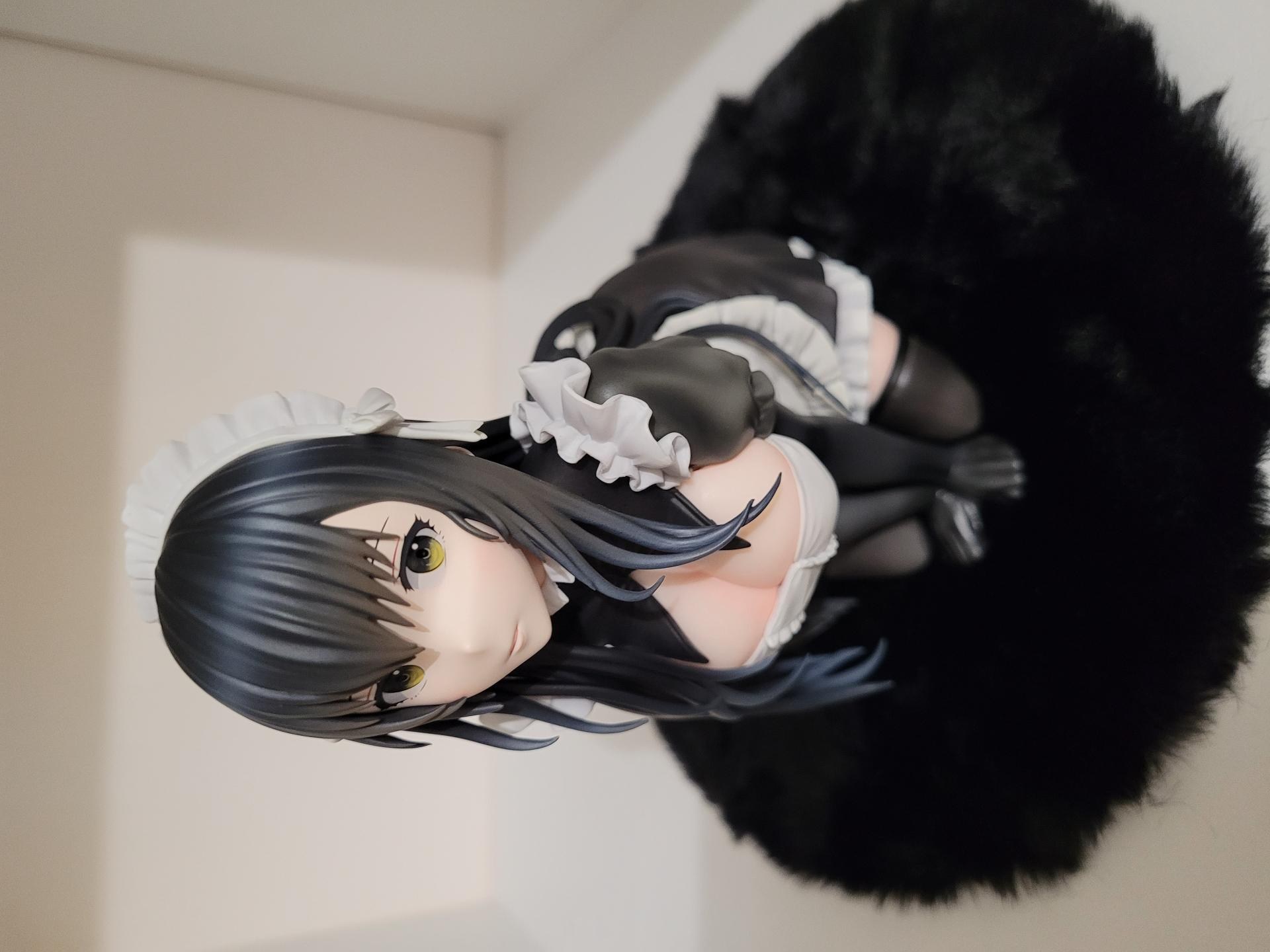 黒髪メイド』 illustration by 羽織イオ(フィギュア)