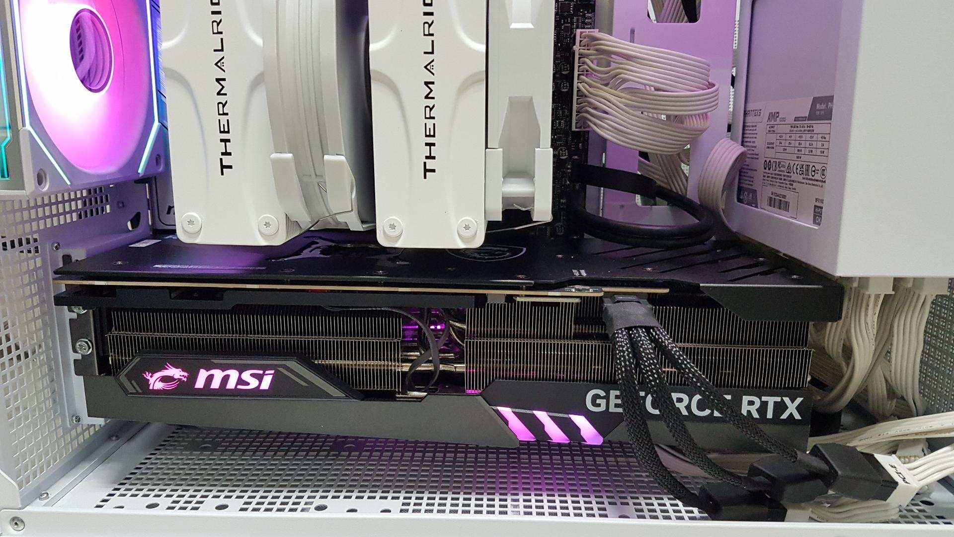 【心得】能夠塞入AP201的微星 RTX4090 GAMING TRIO 魔龍開箱評測 @電腦應用綜合討論 哈啦板 - 巴哈姆特