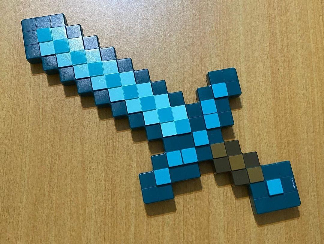 2022/6/29 Minecraft-鑽石劍 - e81052703的創作 - 巴哈姆特