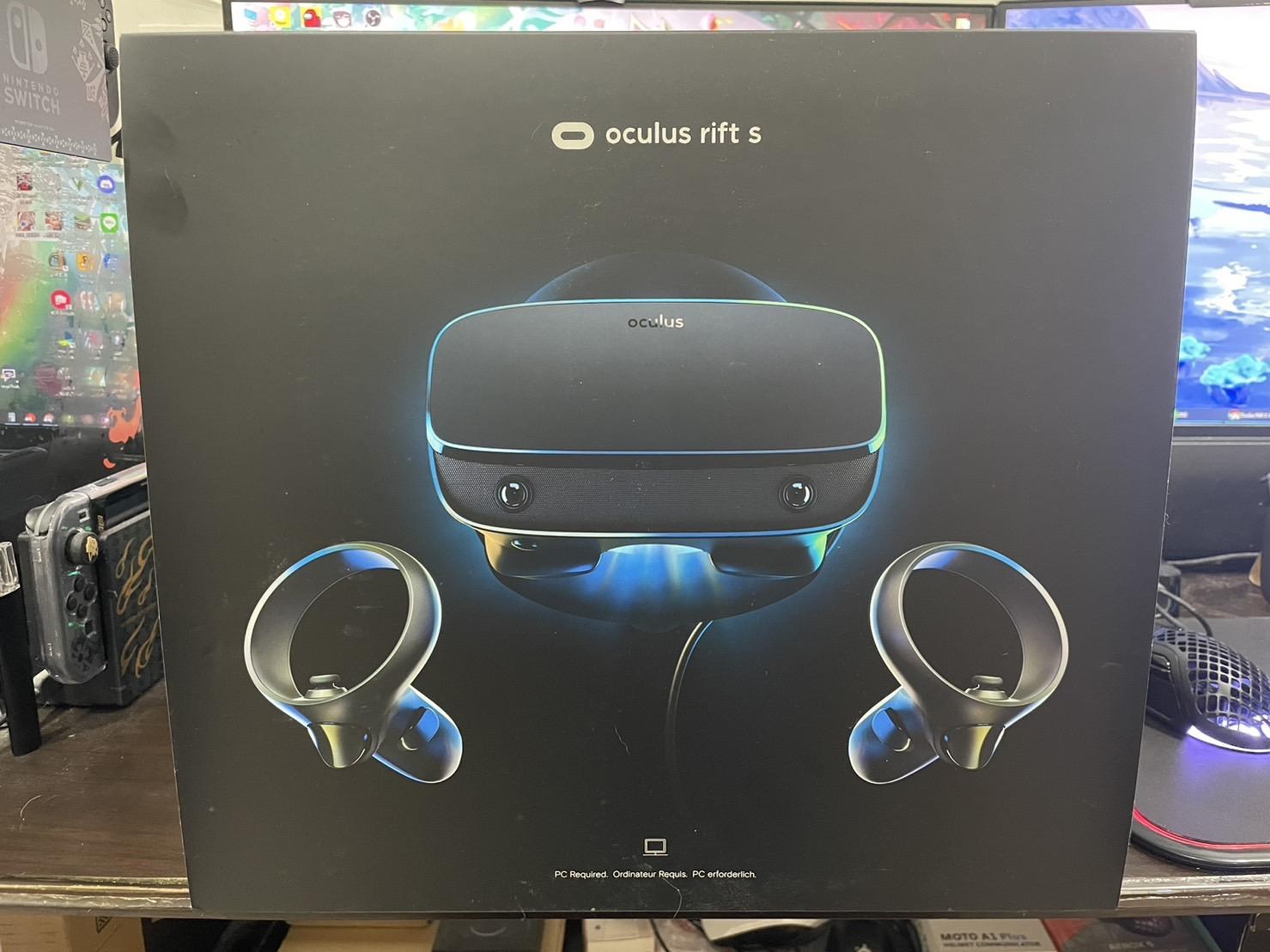 出售】《Oculus》rift s 二手VR設備(贈SONY充電電池4顆+充電座) @ACG