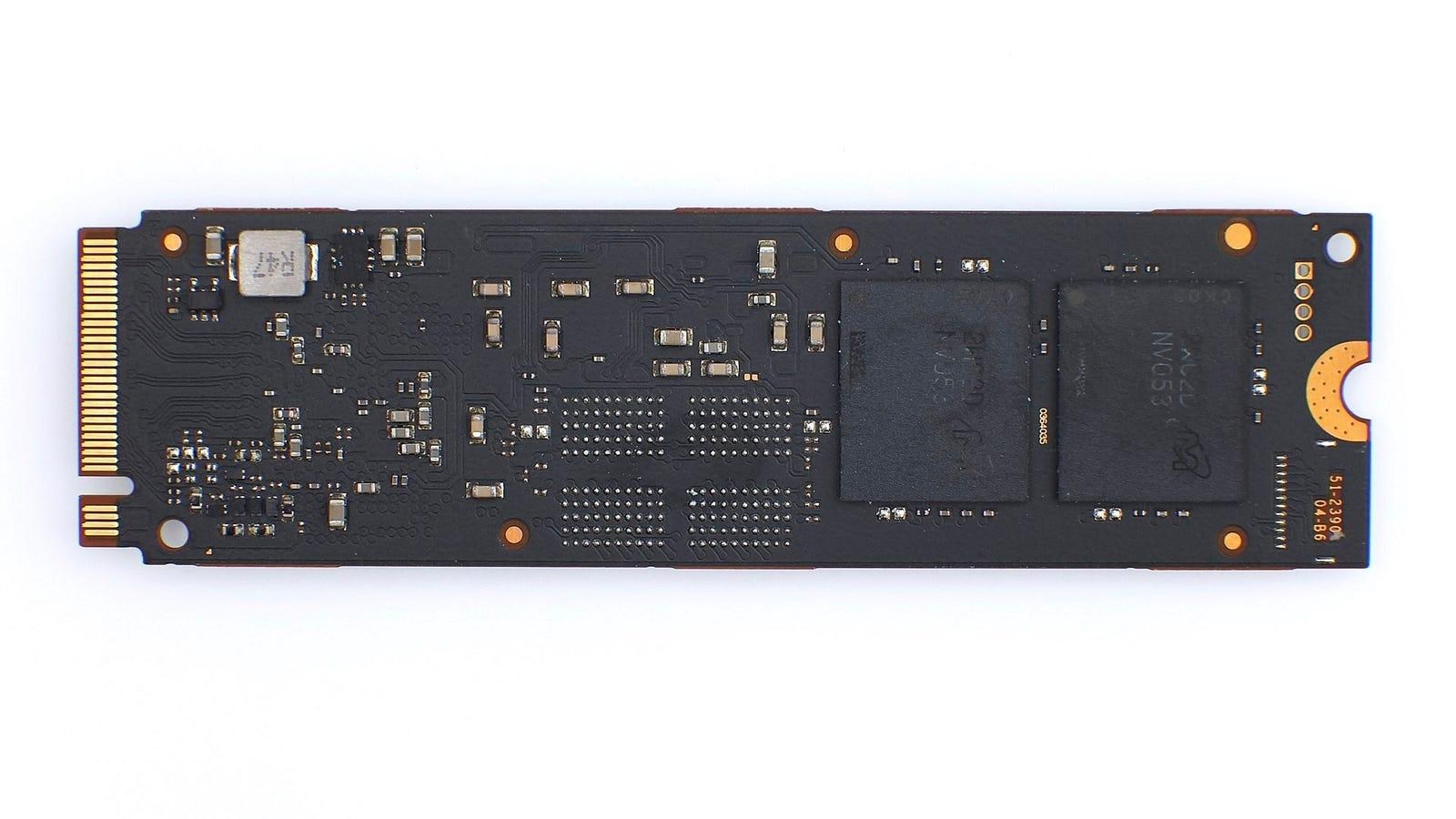 【心得】搶先體驗單條 12GB/s 的怪物，Micron Crucial T700 2TB，PCIe Gen5 x4 SSD @電腦應用綜合 ...