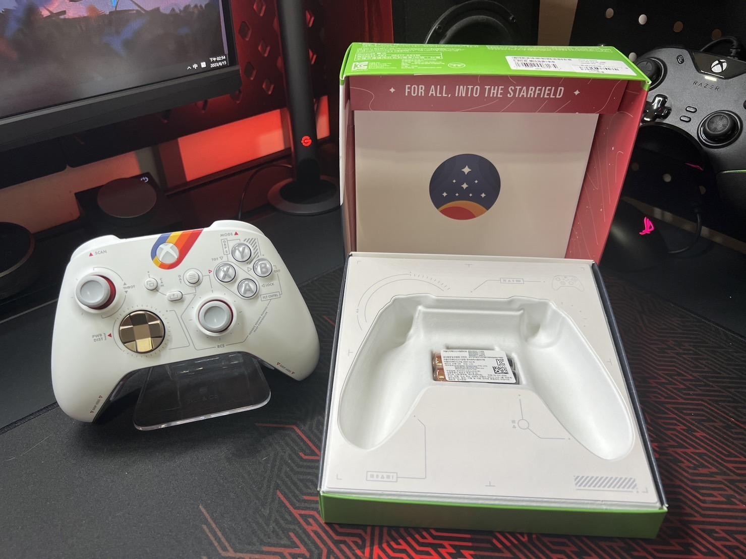 【情報】STARFIELD星空XBOX控制器簡易開箱 @Xbox / Xbox Series X 哈啦板 - 巴哈姆特