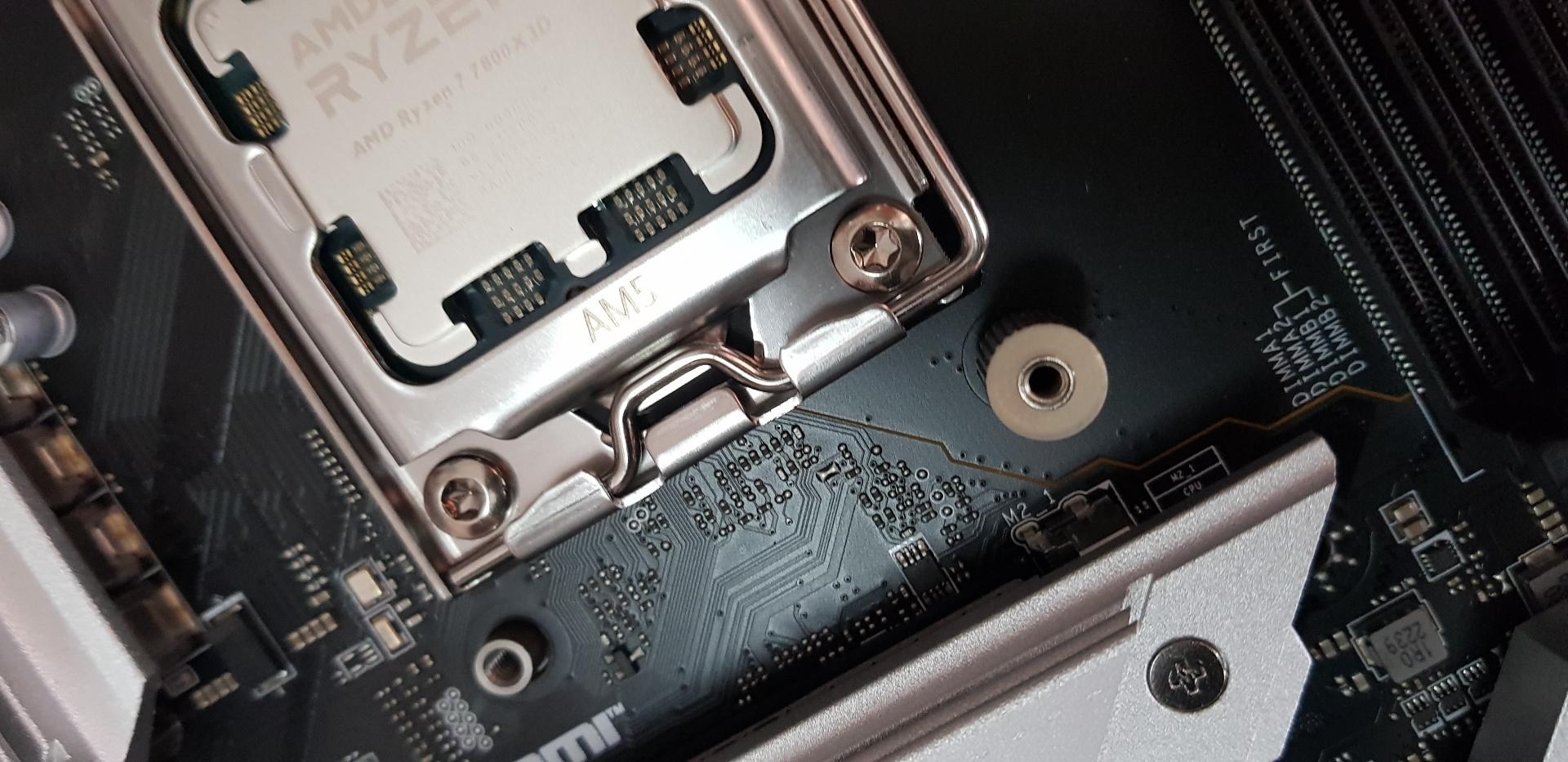 【心得】舊CPU散熱器AM4腳位可以用AM5??我太天真以為網路說可以.....一路冏途...沒想到最後居然成功! @電腦應用綜合討論 哈啦板 ...