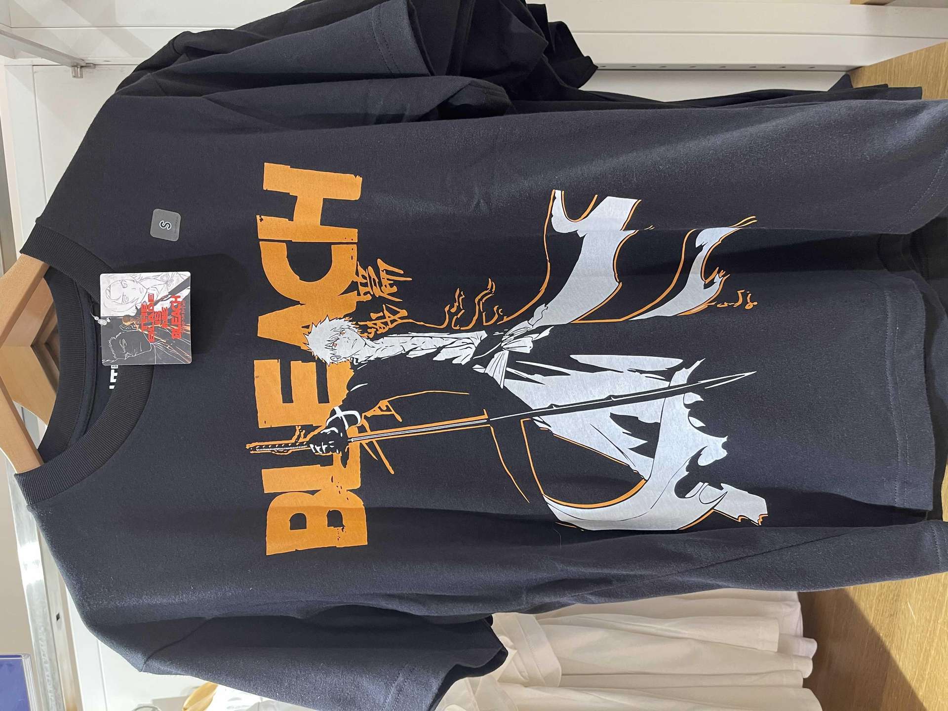 【心得】UNIQLO 死神 千年血戰篇 聯名 T恤 @BLEACH 死神 系列 哈啦板 - 巴哈姆特