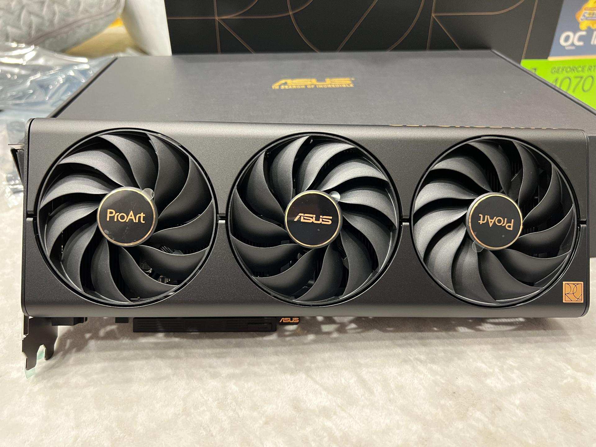 心得】華碩ProArt RTX 4070 Ti 12GB OC入手後心得+開箱分享@電腦應用