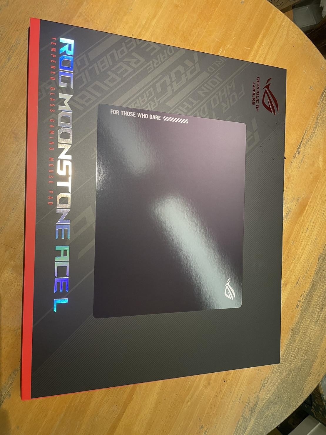 【心得】ROG 新鼠墊 ROG Moonstone Ace L 開箱體驗 ROG玻璃鼠墊 @電腦應用綜合討論 哈啦板 - 巴哈姆特